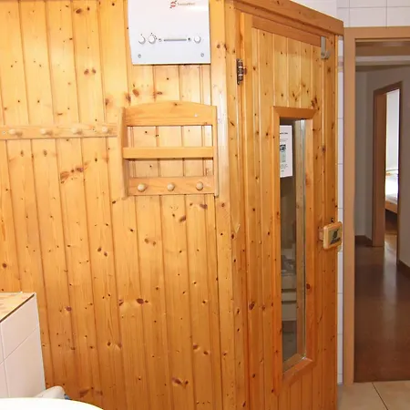 Holiday home Doppelhaushaelfte Strandhaus I In *