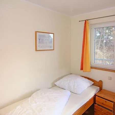 Holiday home Doppelhaushaelfte Strandhaus I In